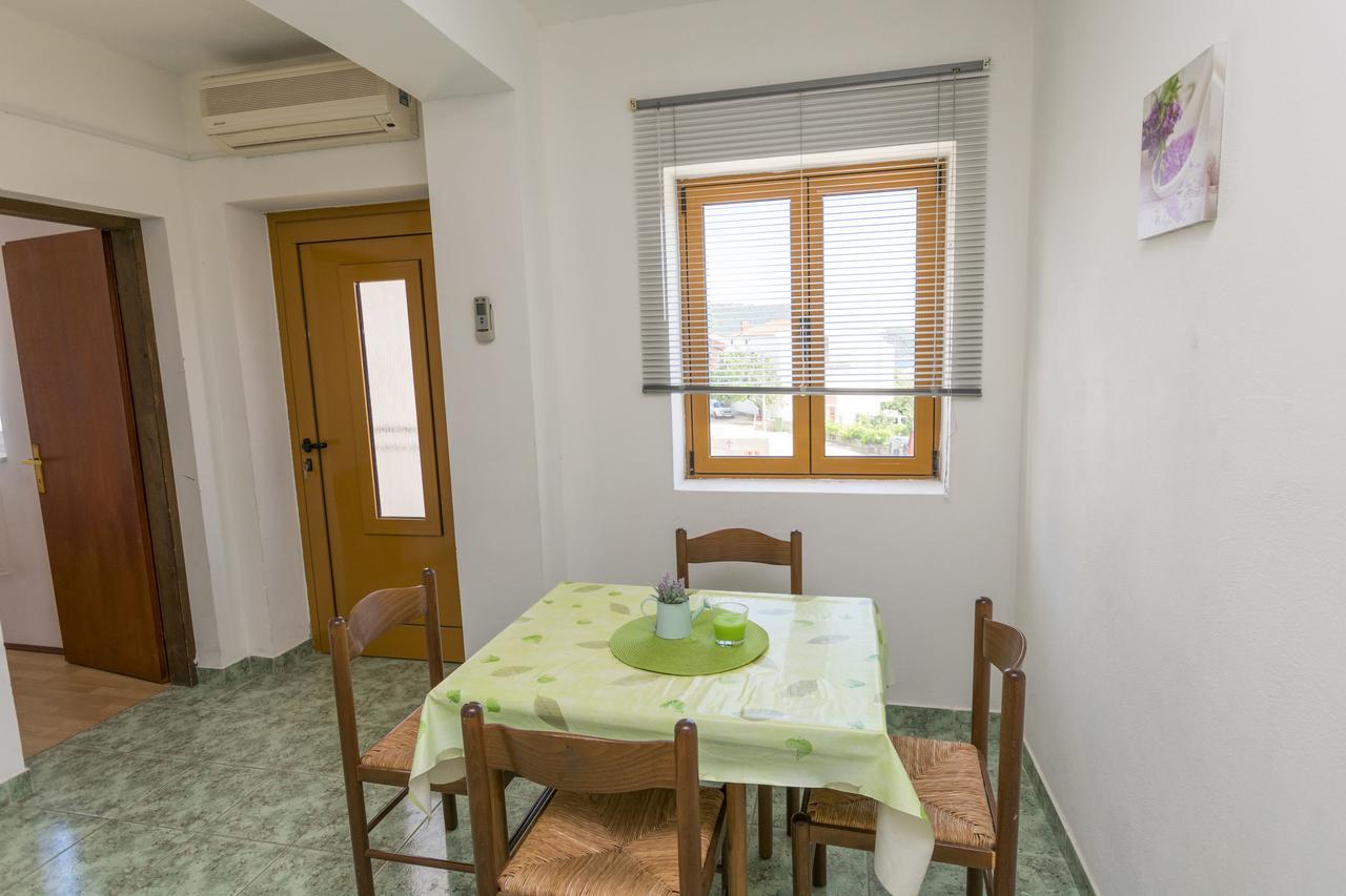 Apartments Ksenija Primošten المظهر الخارجي الصورة