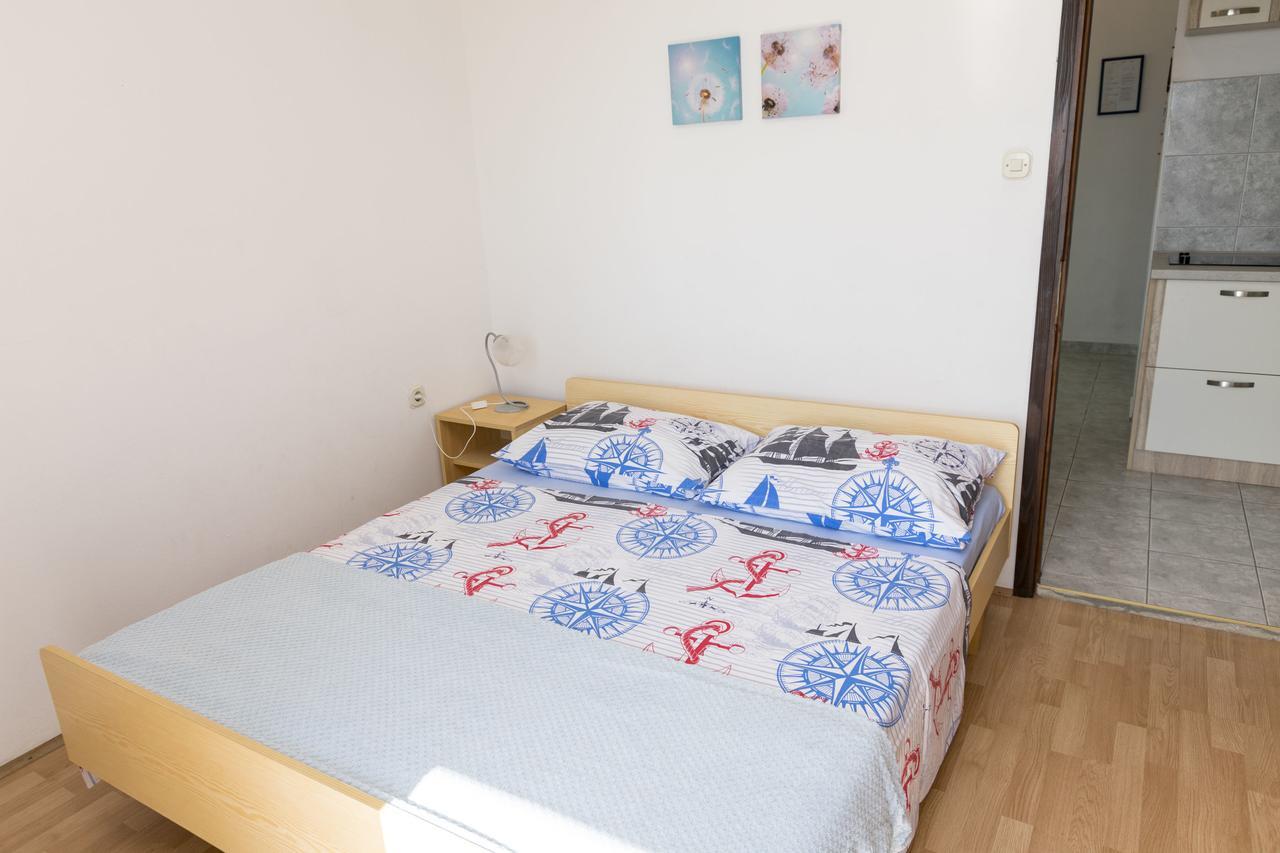 Apartments Ksenija Primošten المظهر الخارجي الصورة