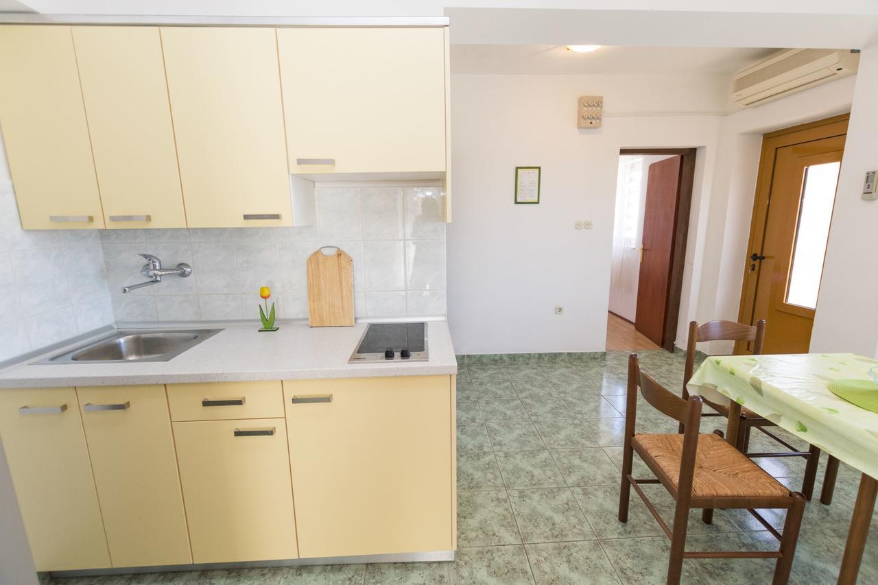 Apartments Ksenija Primošten المظهر الخارجي الصورة
